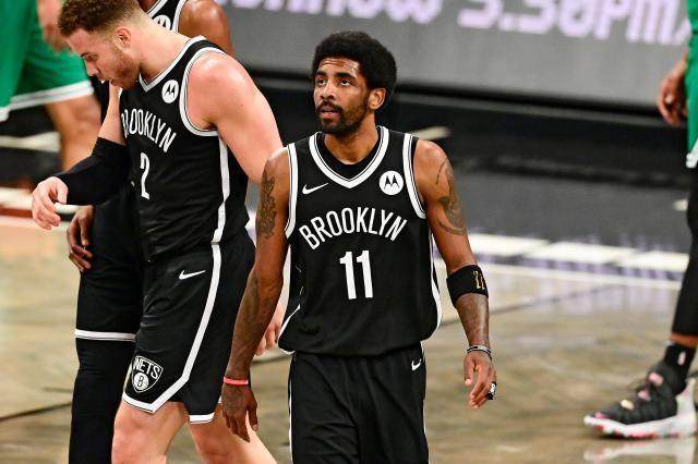 讨篮球赛中 讨篮球赛中