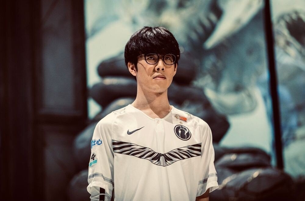 旨在形成从 旨在形成从