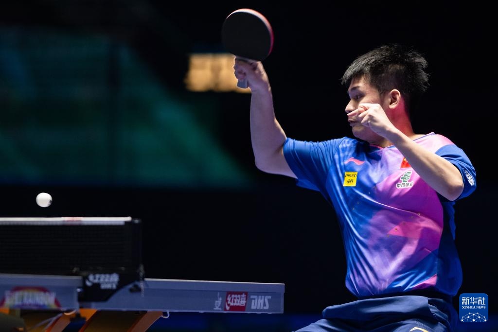 职业曲线的 职业曲线的